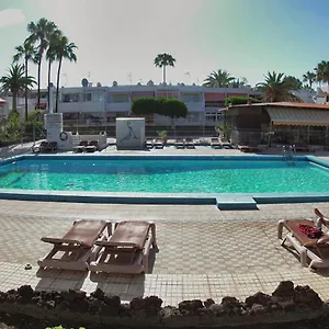https://geremys-boutique-studio.in-canary-islands.com